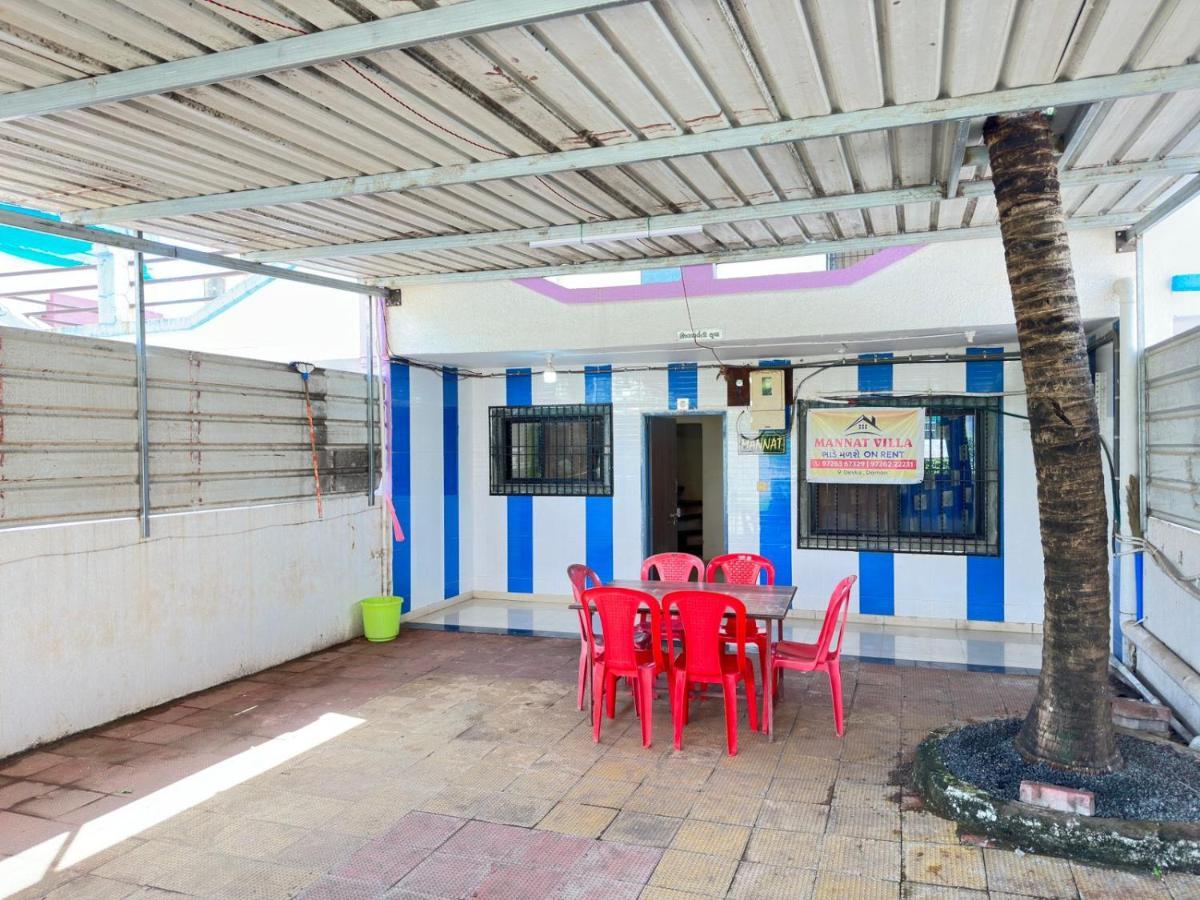 Mannat Villa 2Bhk Daman Esterno foto